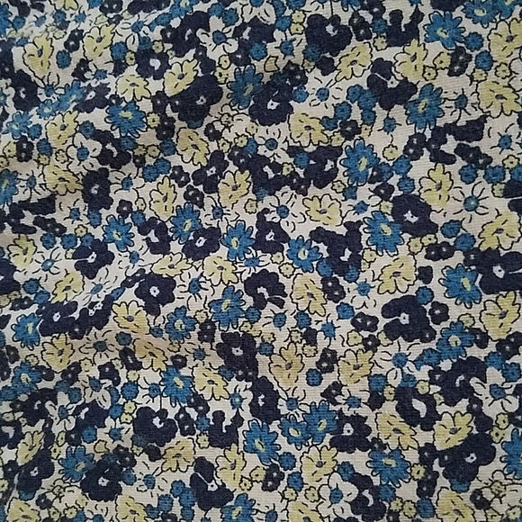 Lands' End Kids Capri Leggings - Picture 2 of 3